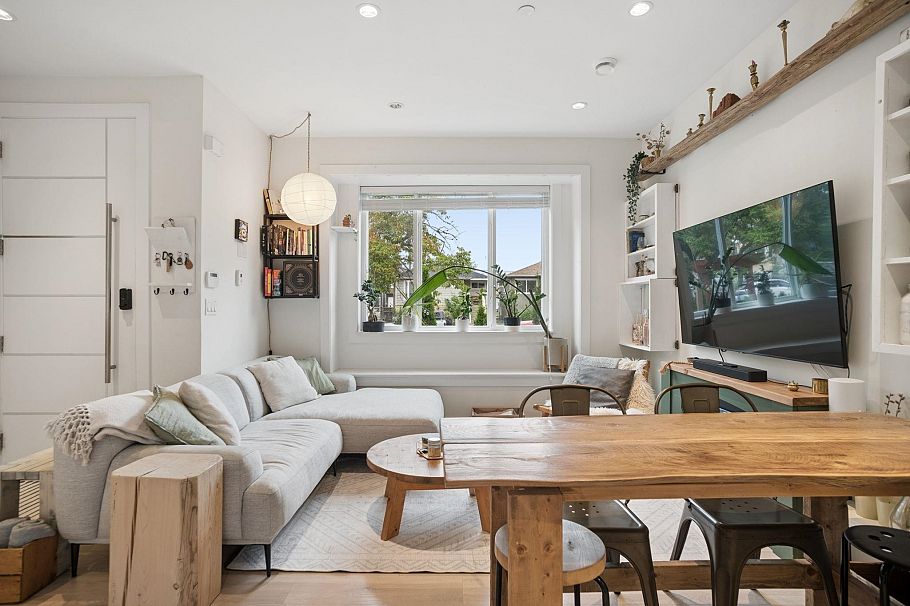 1604 E 36th Avenue Vancouver, BC - 5