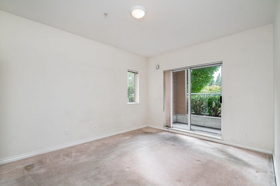 207 678 W Queens Road North Vancouver, BC - 13