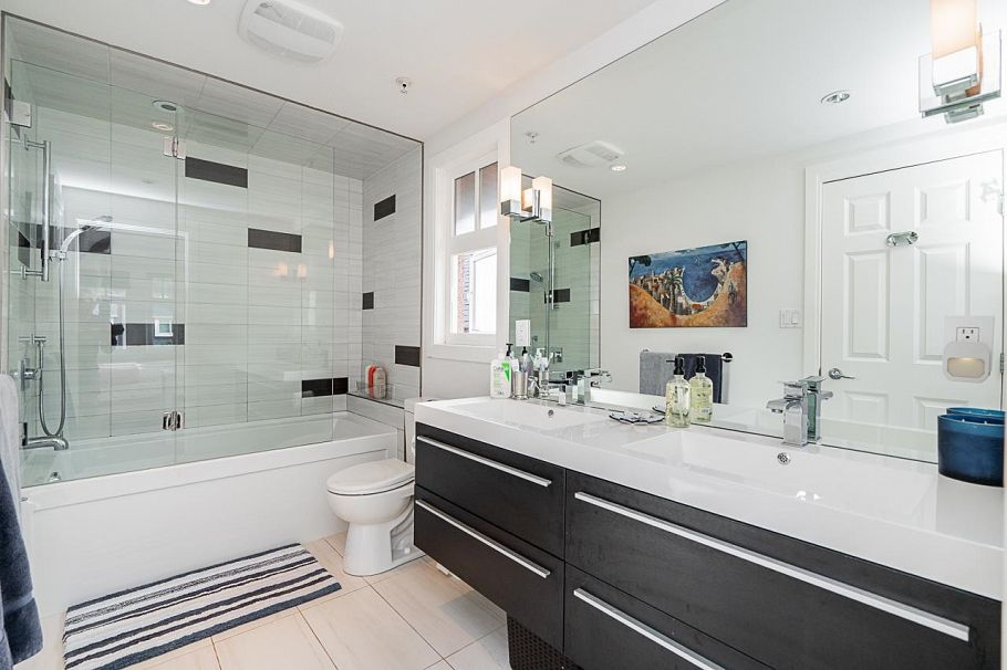 3328 W 7th Avenue Vancouver, BC - 21