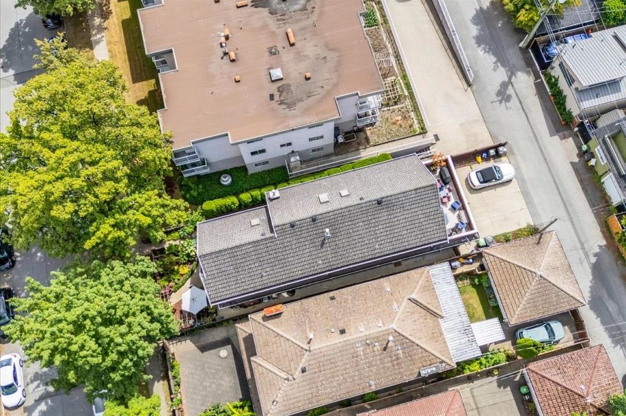 546 E 44th Avenue Vancouver, BC - 31