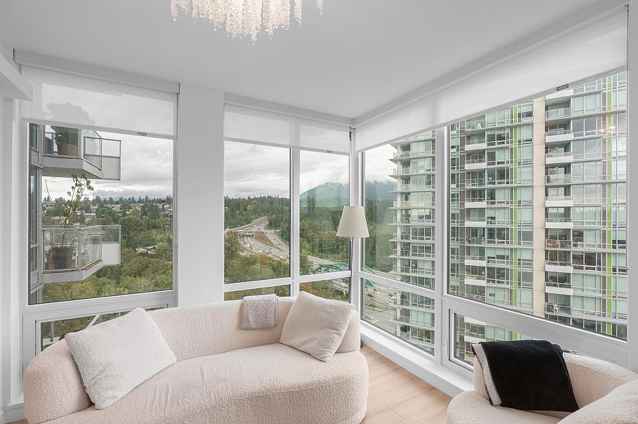 1902 1500 Fern Street North Vancouver, BC - 4