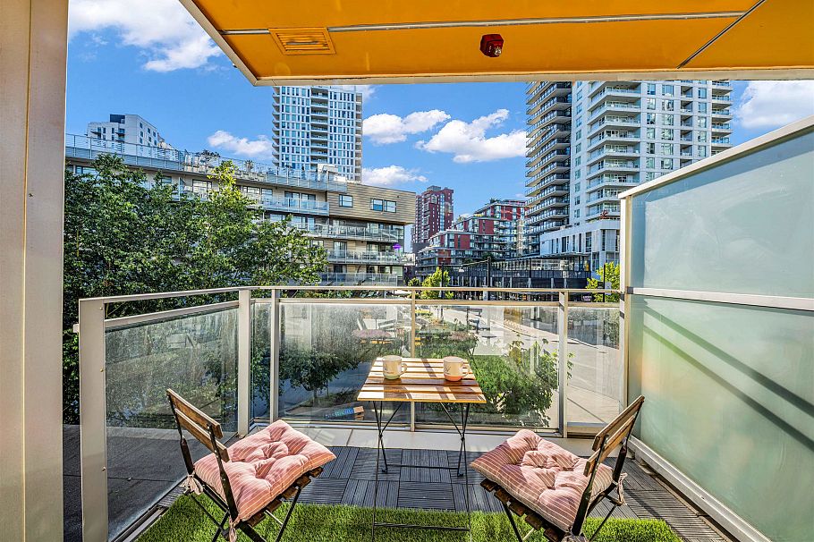 307 8580 River District Crossing Vancouver, BC - 13