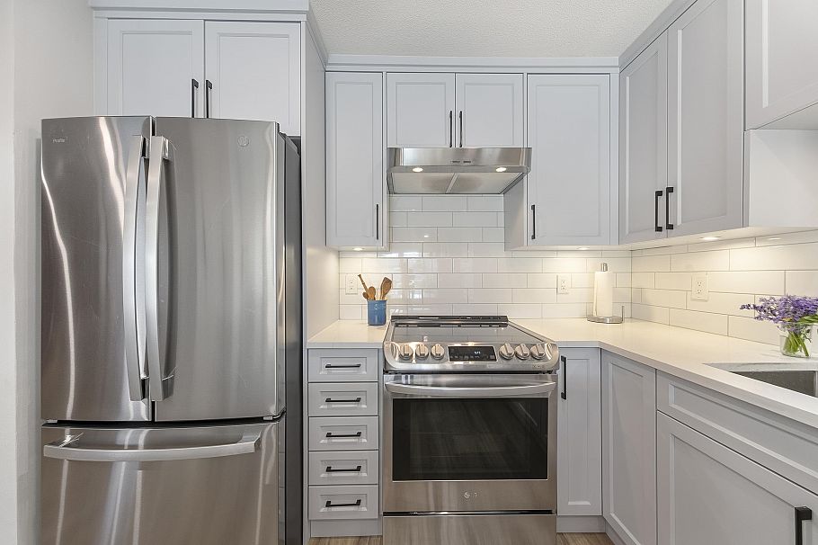 108 3131 Main Street Vancouver, BC - 9