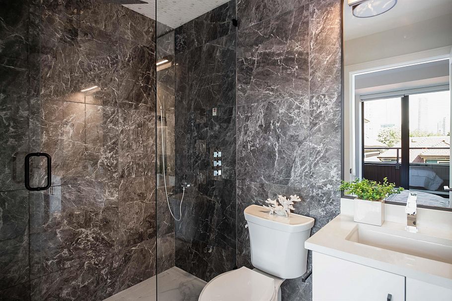 2 1152 Comox Street Vancouver, BC - 12