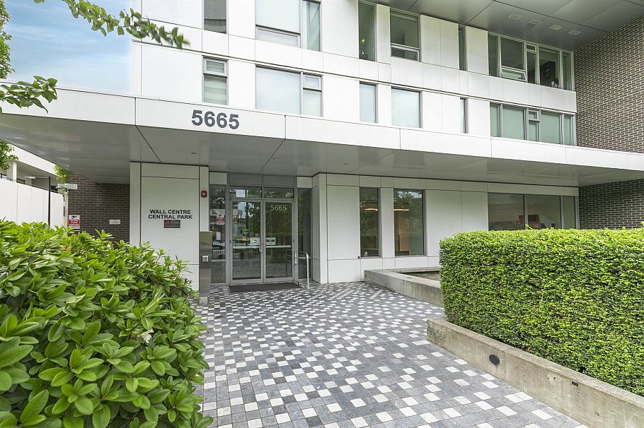 1104 5665 Boundary Road Vancouver, BC - 30