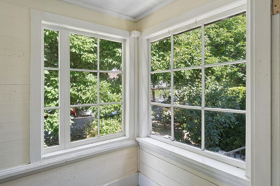 614 E 19th Avenue Vancouver, BC - 5