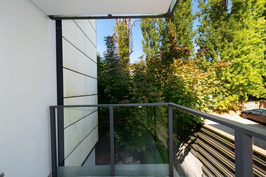 203 2239 W 7th Avenue Vancouver, BC - 33