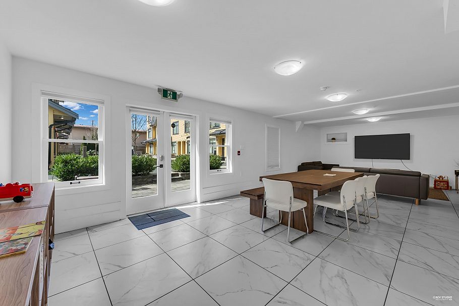 5795 Wales Street Vancouver, BC - 35