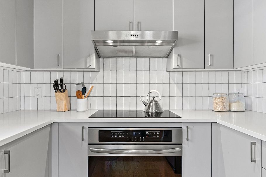 3261 W 2nd Avenue Vancouver, BC - 6