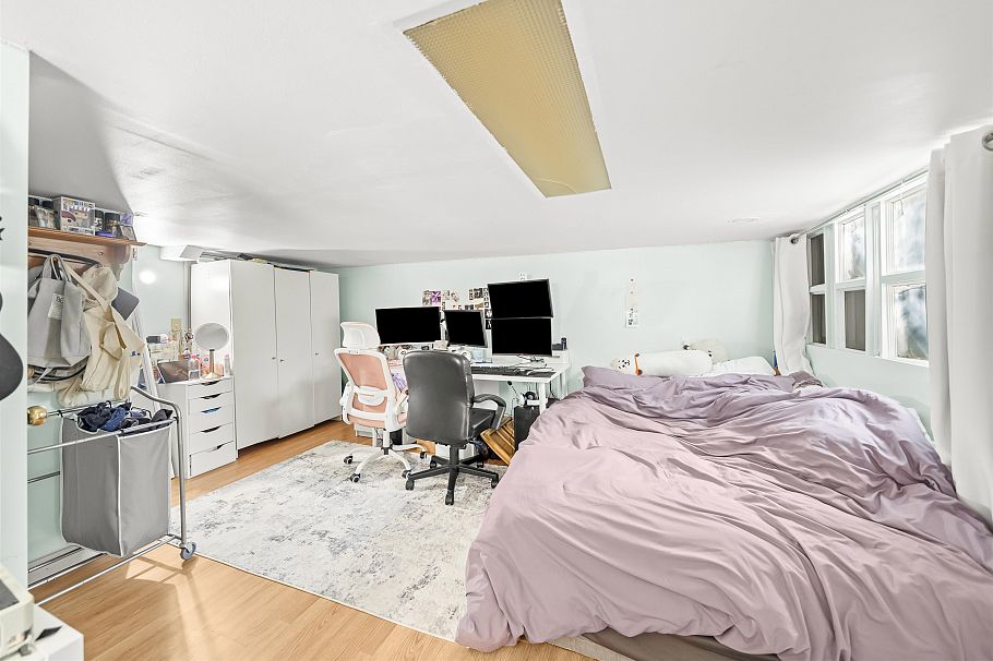 6777 Kerr Street Vancouver, BC - 12