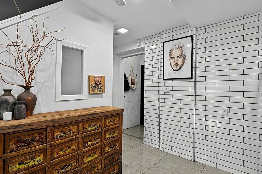 7 1355 W 4th Avenue Vancouver, BC - 10