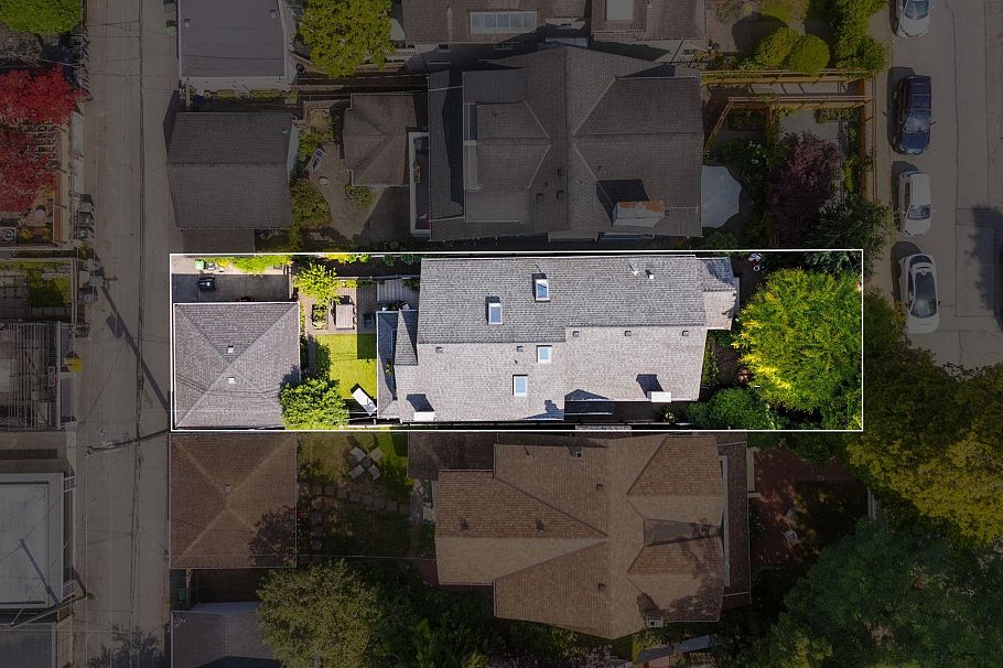3261 W 2nd Avenue Vancouver, BC - 39