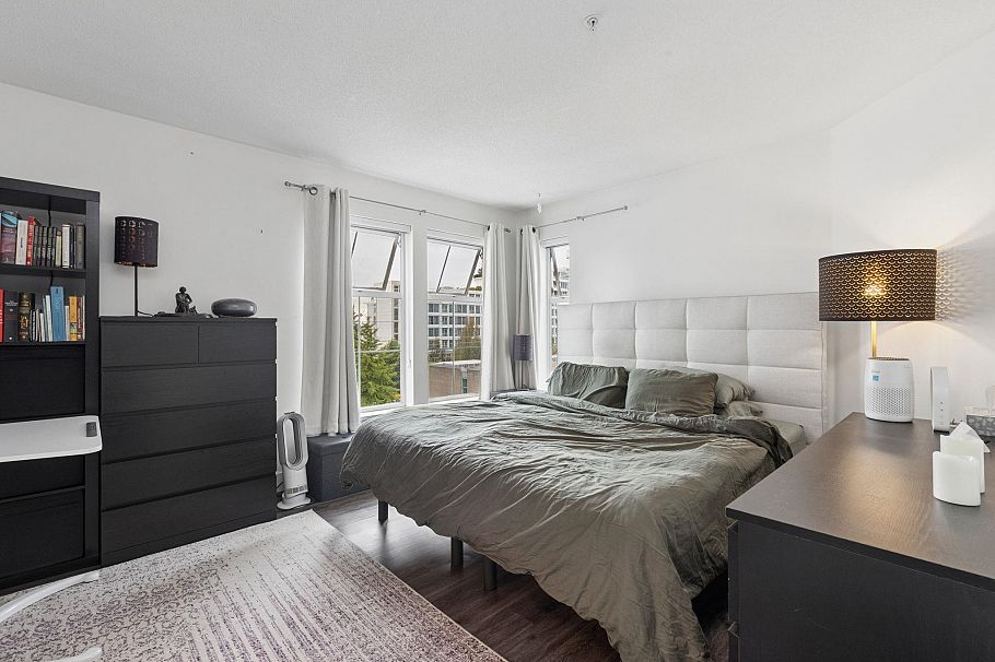 319 147 E 1st Street North Vancouver, BC - 26