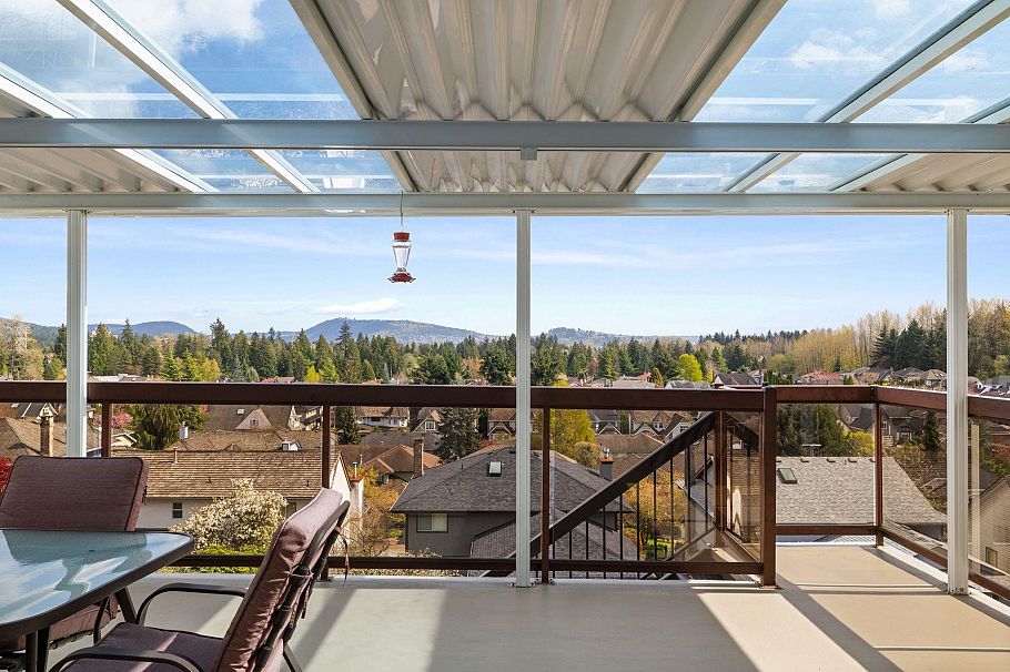 547 Tempe Crescent North Vancouver, BC - 14