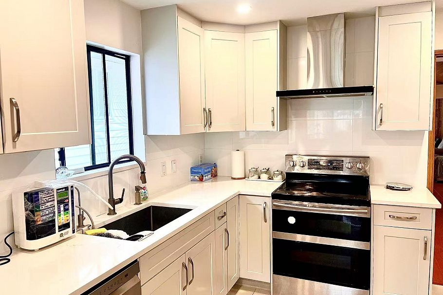 4568 Commercial Street Vancouver, BC - 16