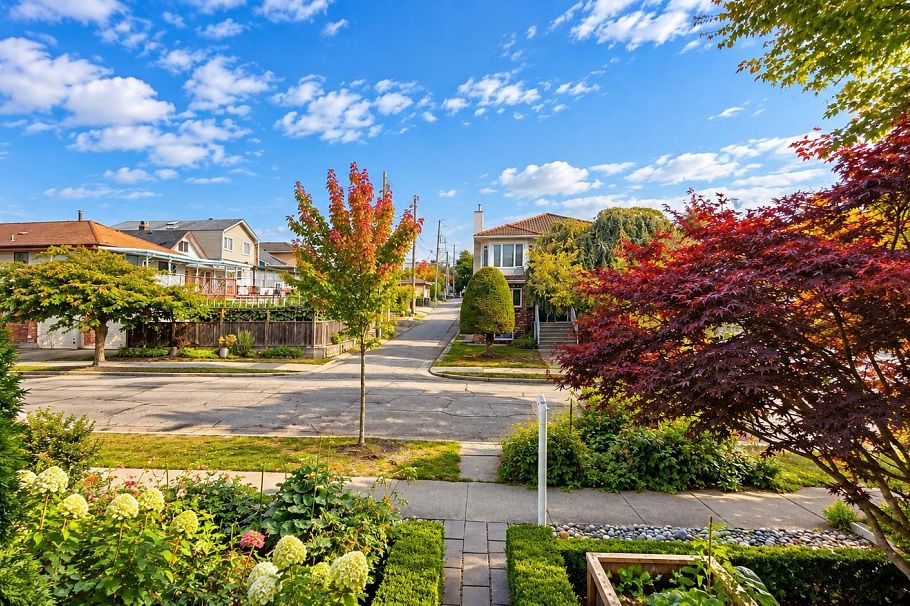 2436 Turner Street Vancouver, BC - 4