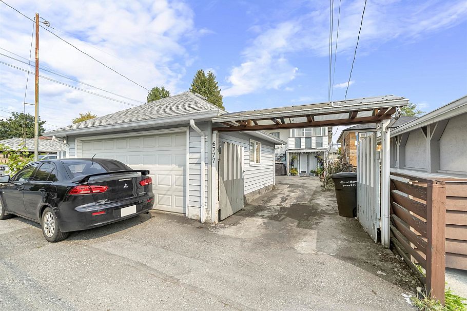 6777 Kerr Street Vancouver, BC - 10