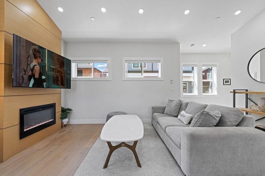 1313 E 20th Avenue Vancouver, BC - 23