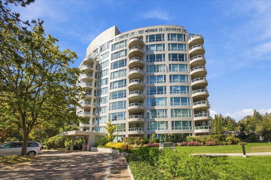 402 995 Roche Point Drive North Vancouver, BC - 34
