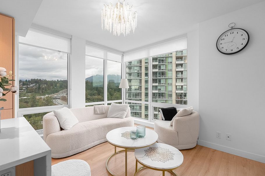 1902 1500 Fern Street North Vancouver, BC - 5