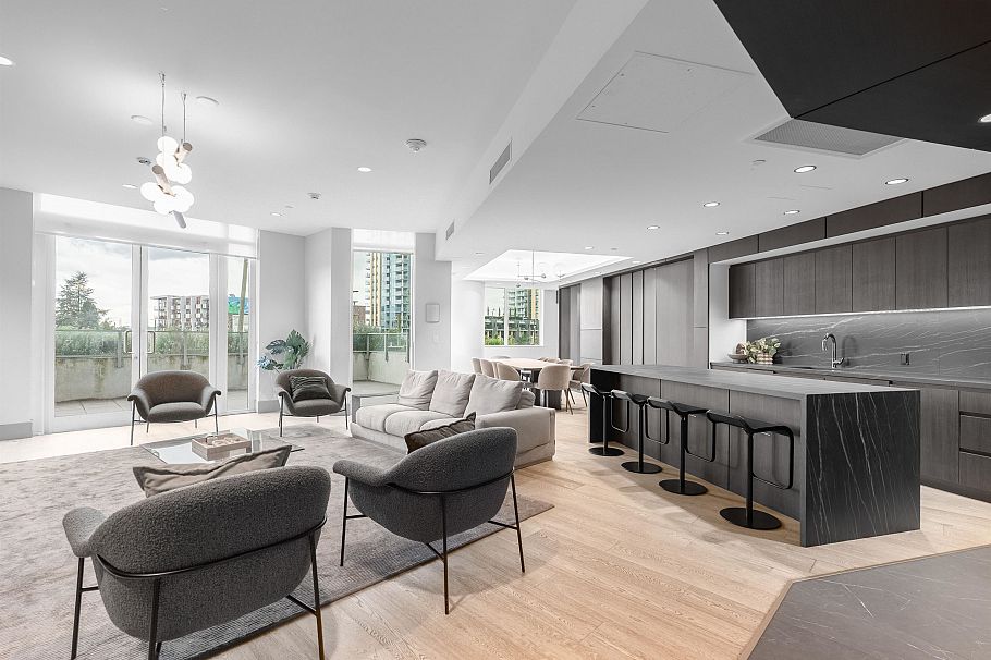 1902 1500 Fern Street North Vancouver, BC - 32