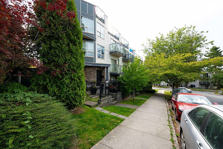 2118 Eton Street Vancouver, BC - 39