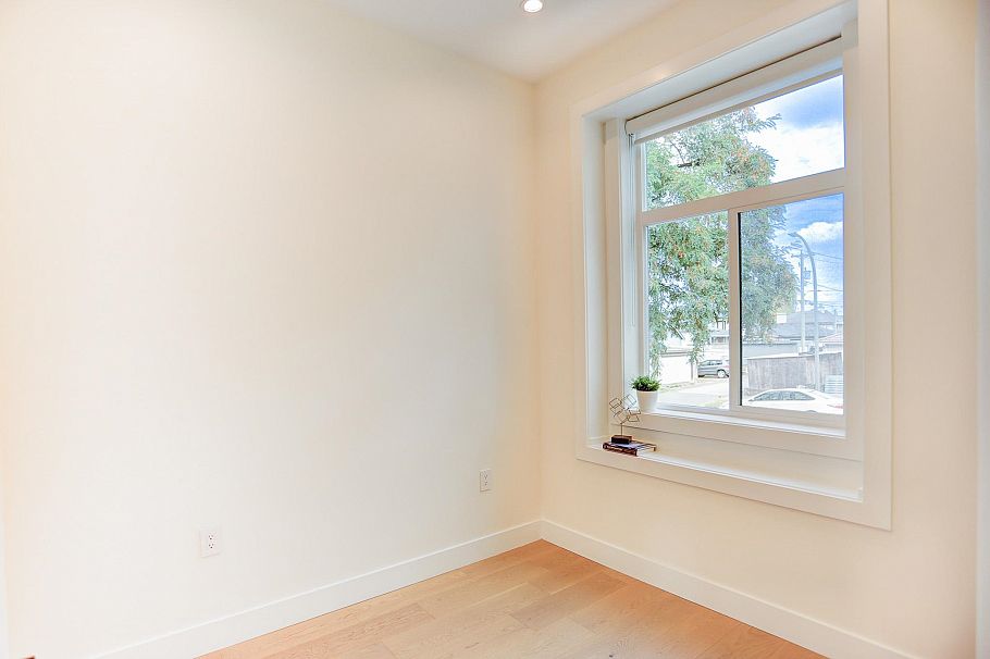 2026 E 32nd Avenue Vancouver, BC - 8