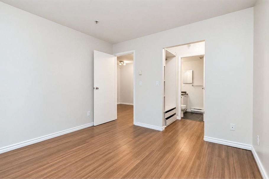 115 1111 Lynn Valley Road North Vancouver, BC - 13