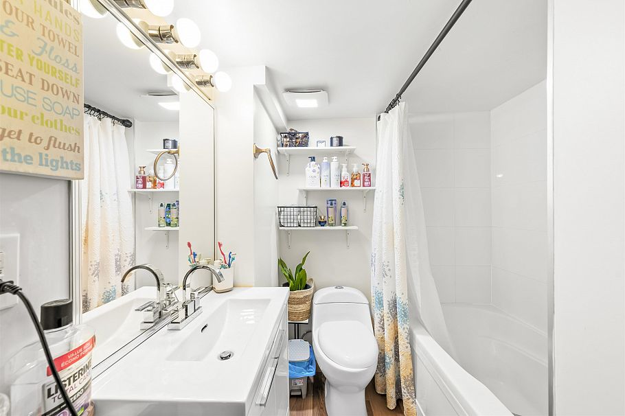 6777 Kerr Street Vancouver, BC - 14