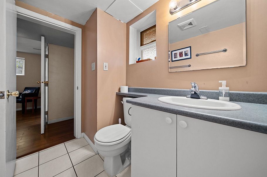 6459 Dumfries Street Vancouver, BC - 21
