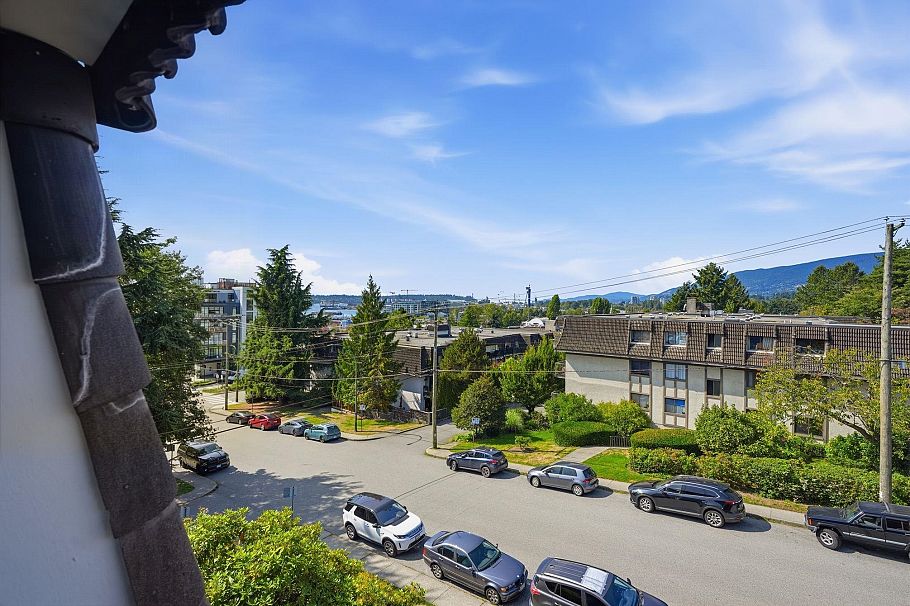 305 275 W 2nd Street North Vancouver, BC - 13