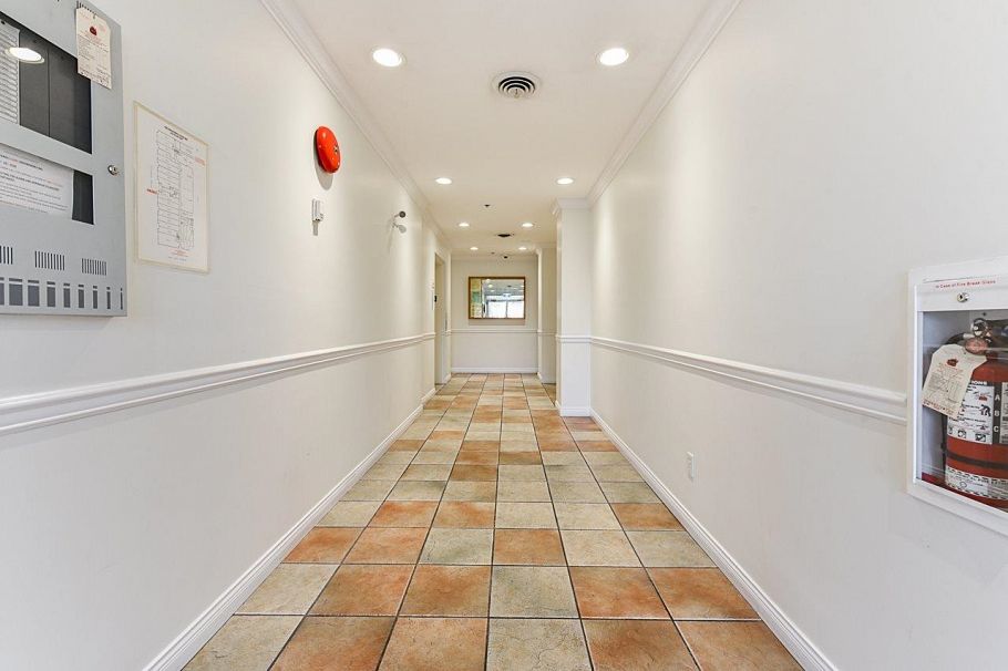 232 5555 Victoria Drive Vancouver, BC - 16