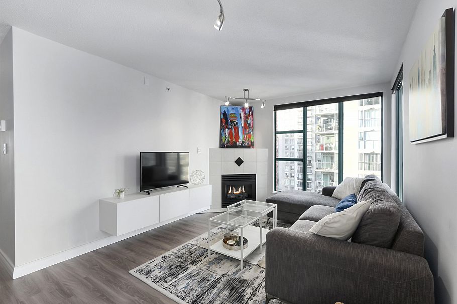 1502 939 Homer Street Vancouver, BC - 2