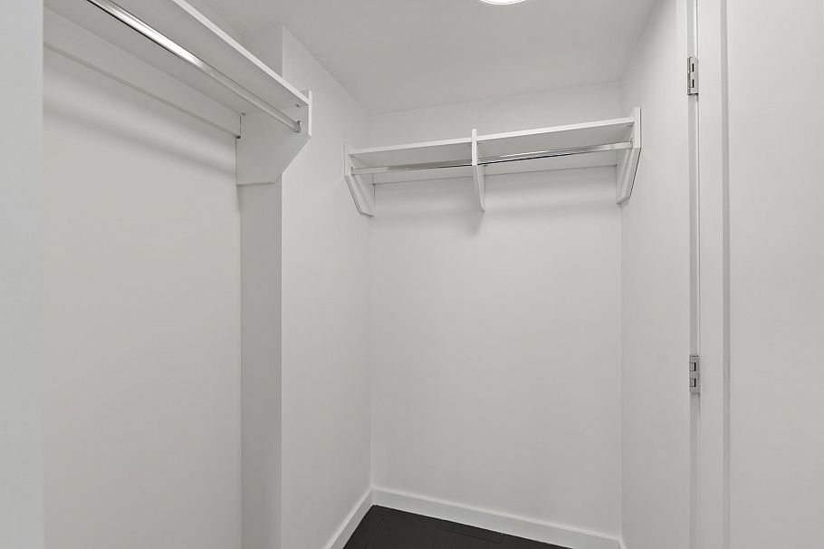 569 2080 West Broadway Street Vancouver, BC - 12
