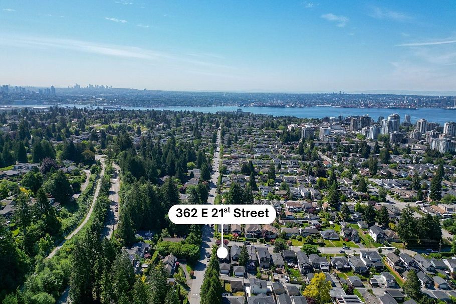 362 E 21st Street North Vancouver, BC - 37