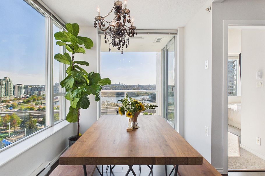 2208 550 Taylor Street Vancouver, BC - 22
