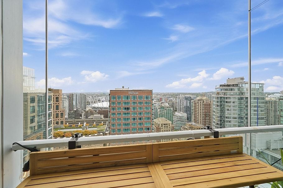 3110 777 Richards Street Vancouver, BC - 12