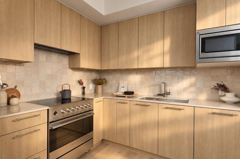 2 2063 E 13th Avenue Vancouver, BC - 4