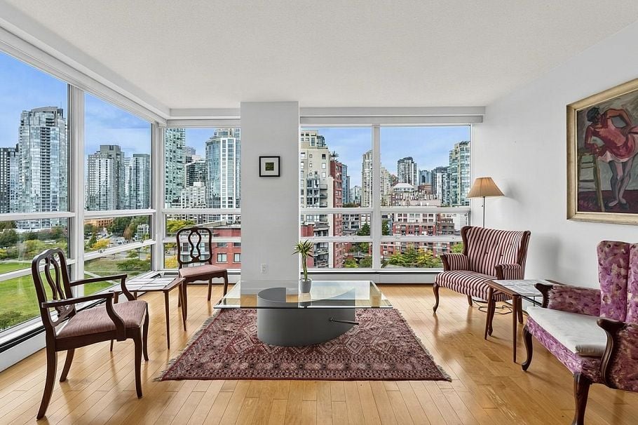 16D 139 Drake Street Vancouver, BC - 1