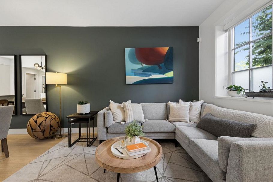 12 1133 Ridgewood Drive North Vancouver, BC - 3