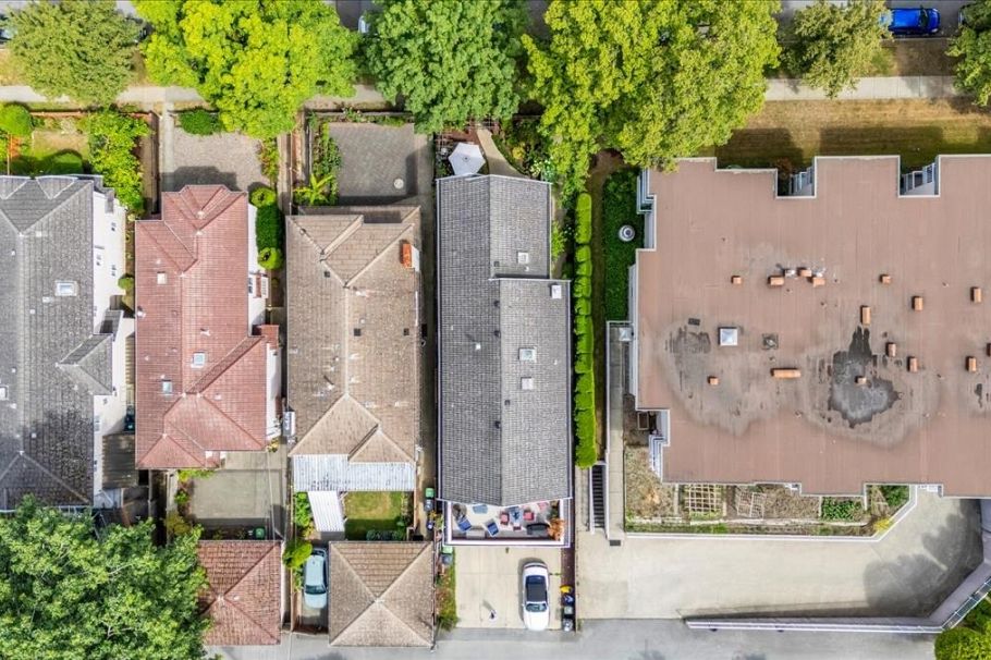 546 E 44th Avenue Vancouver, BC - 28