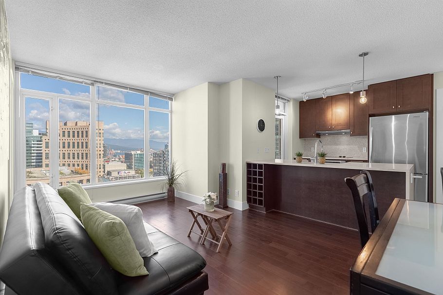 2504 888 Homer Street Vancouver, BC - 1