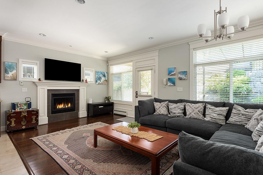 362 E 21st Street North Vancouver, BC - 5