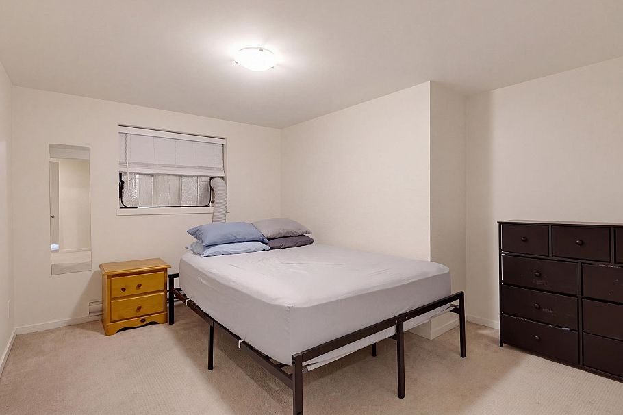 462 W 22nd Avenue Vancouver, BC - 33