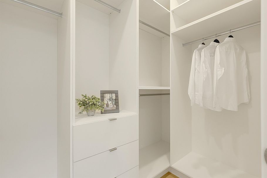 1 3185 Graveley Street Vancouver, BC - 28