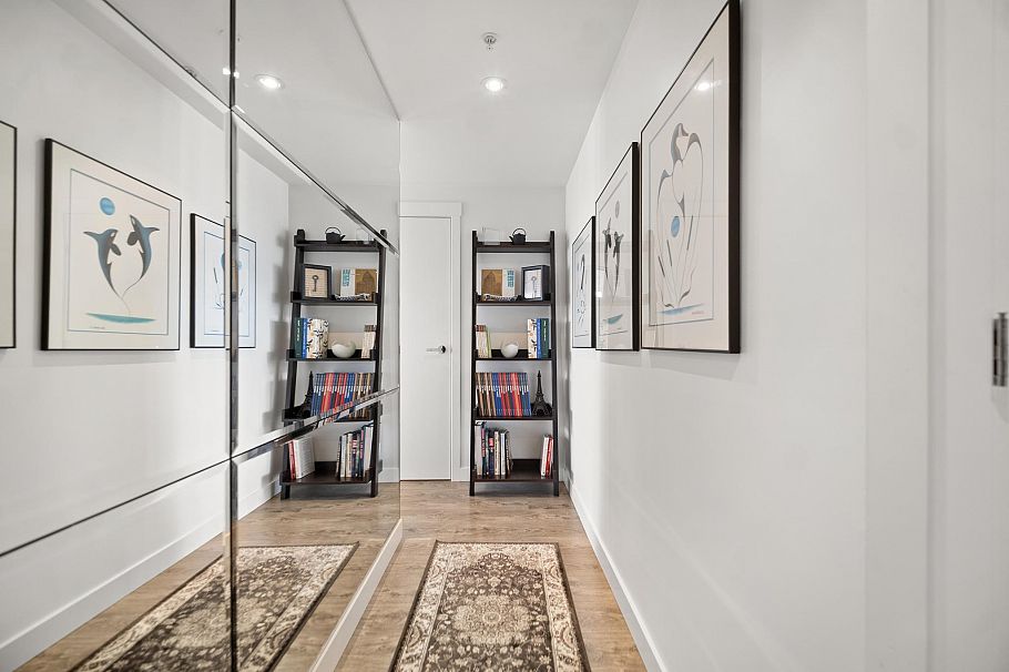 907 110 Switchmen Street Vancouver, BC - 5