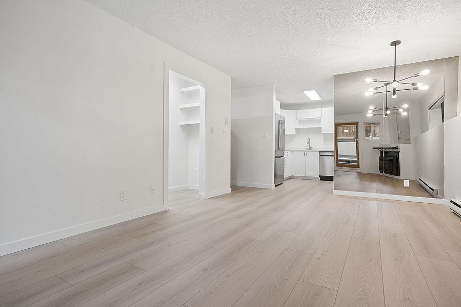 3 3250 W 4th Avenue Vancouver, BC - 18
