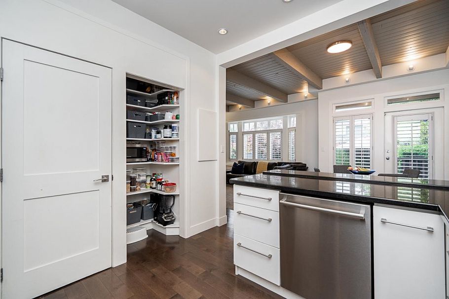 3328 W 7th Avenue Vancouver, BC - 13