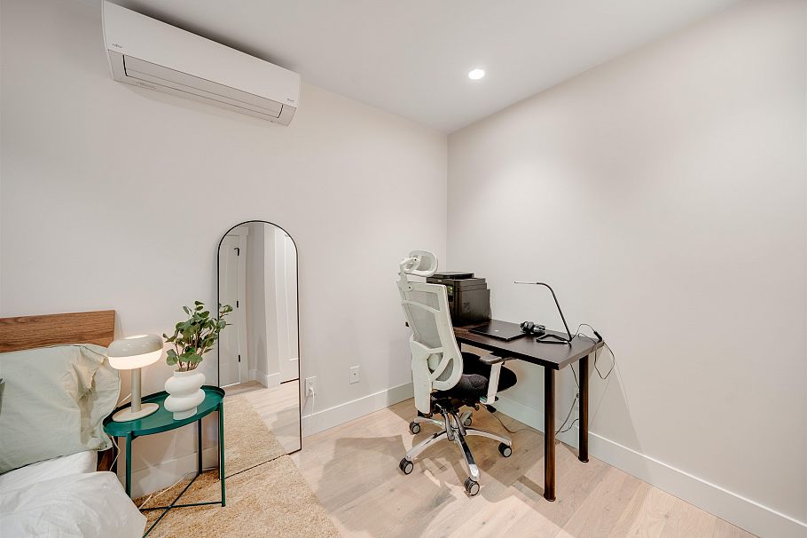 2022 Chesterfield Avenue North Vancouver, BC - 27
