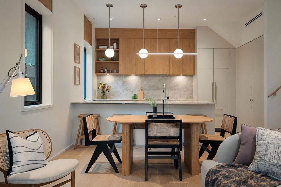 2 164 E 38th Avenue Vancouver, BC - 3